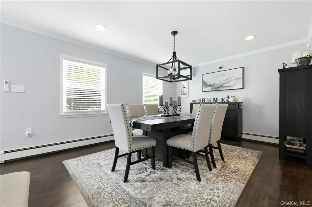 23 Needle Lane Levittown, NY 11756