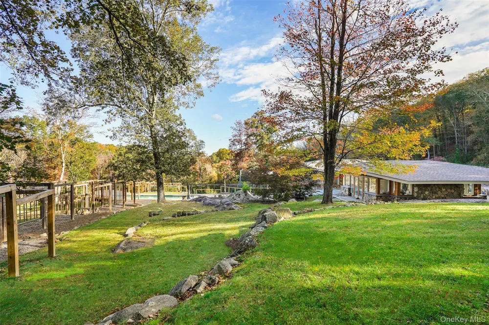 496 Haines Road Bedford Corners, NY 10549