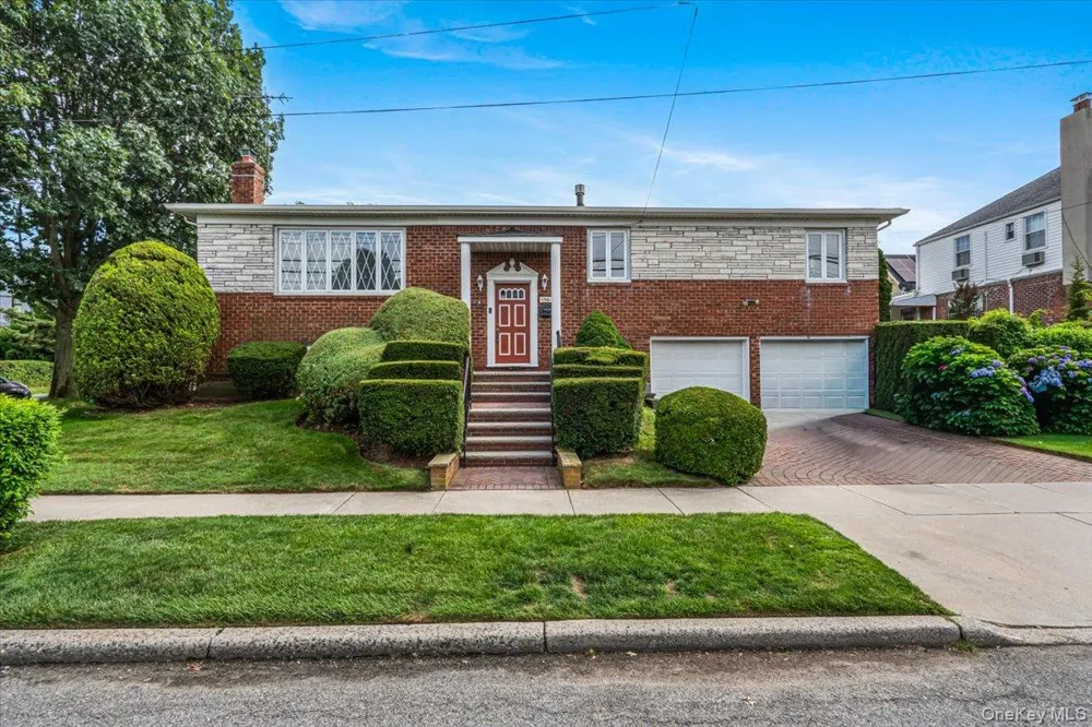 156-14 14th Avenue Beechhurst, NY 11357