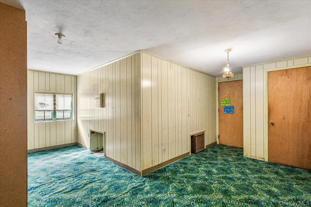 156-14 14th Avenue Beechhurst, NY 11357