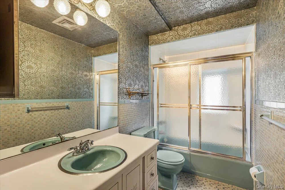 156-14 14th Avenue Beechhurst, NY 11357