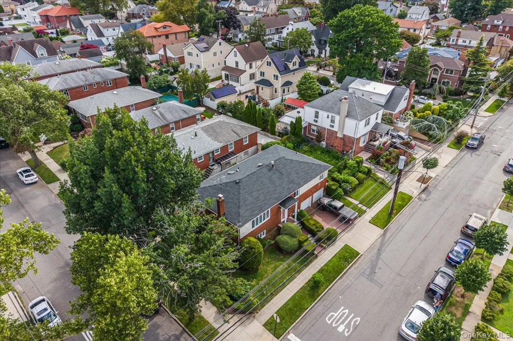 156-14 14th Avenue Beechhurst, NY 11357
