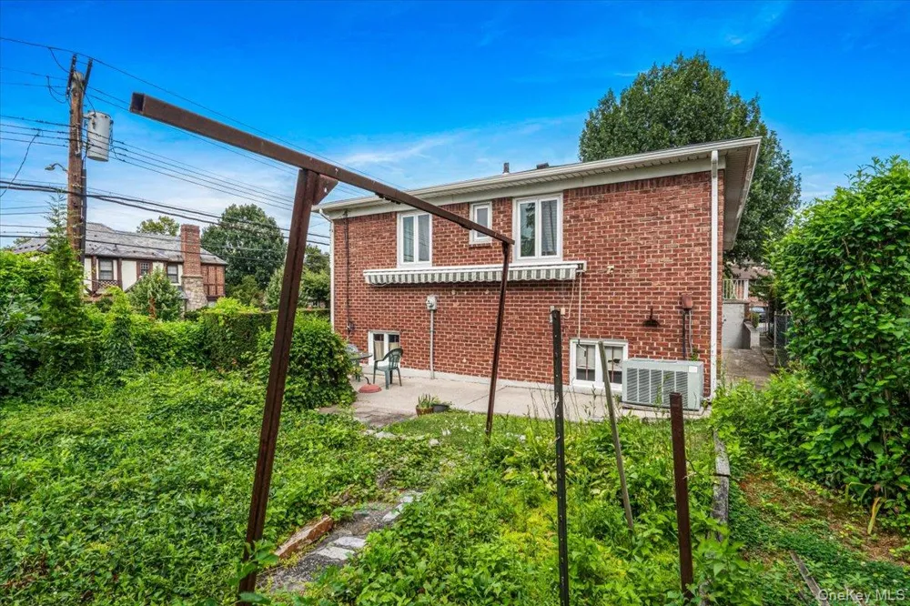 156-14 14th Avenue Beechhurst, NY 11357