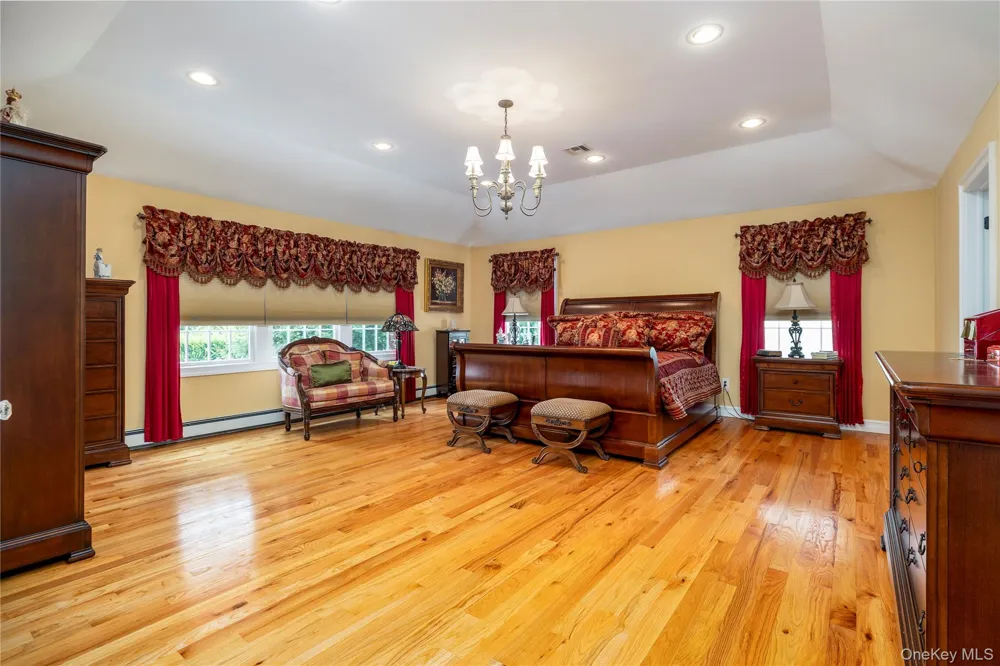154 Shoreham Road Massapequa, NY 11758