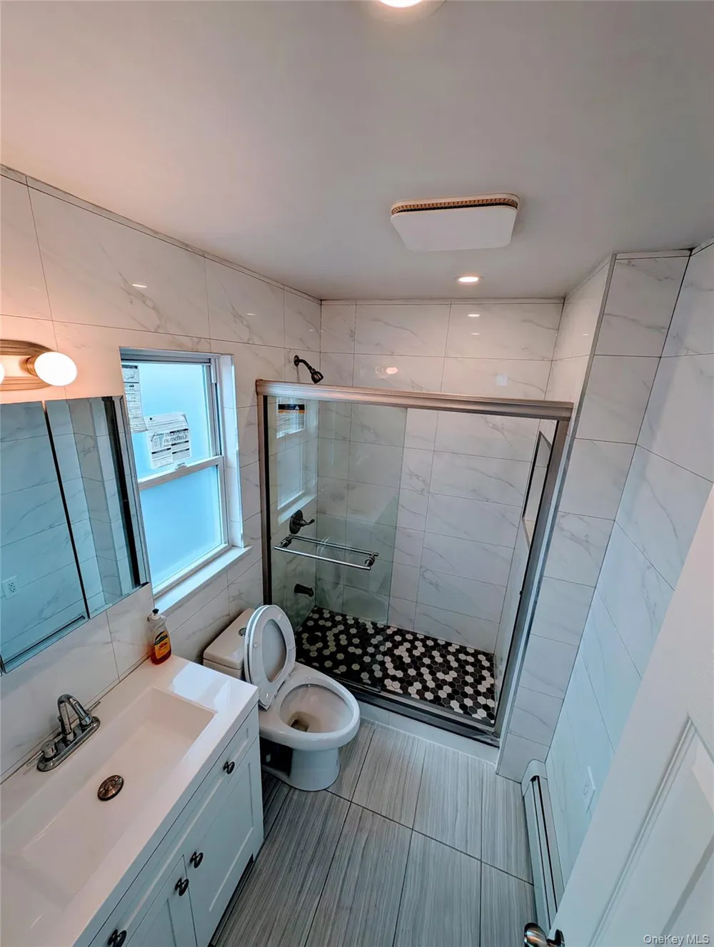 143-40 poplar Avenue Flushing, NY 11355