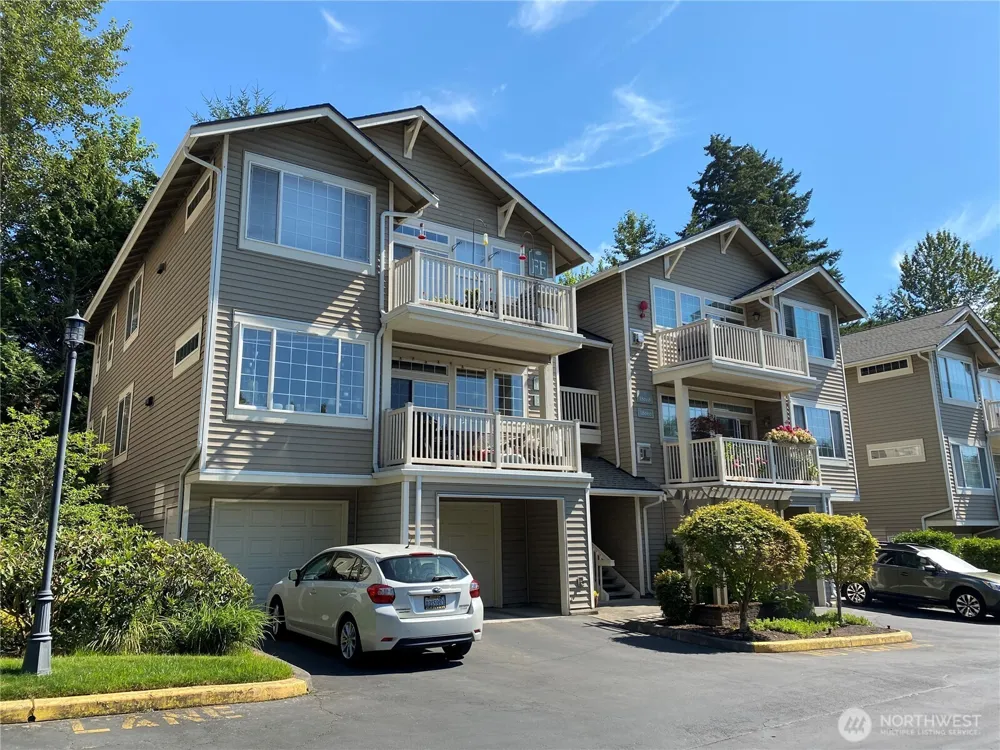 18664 NE 56th Court #FF1866 Redmond, WA 98052