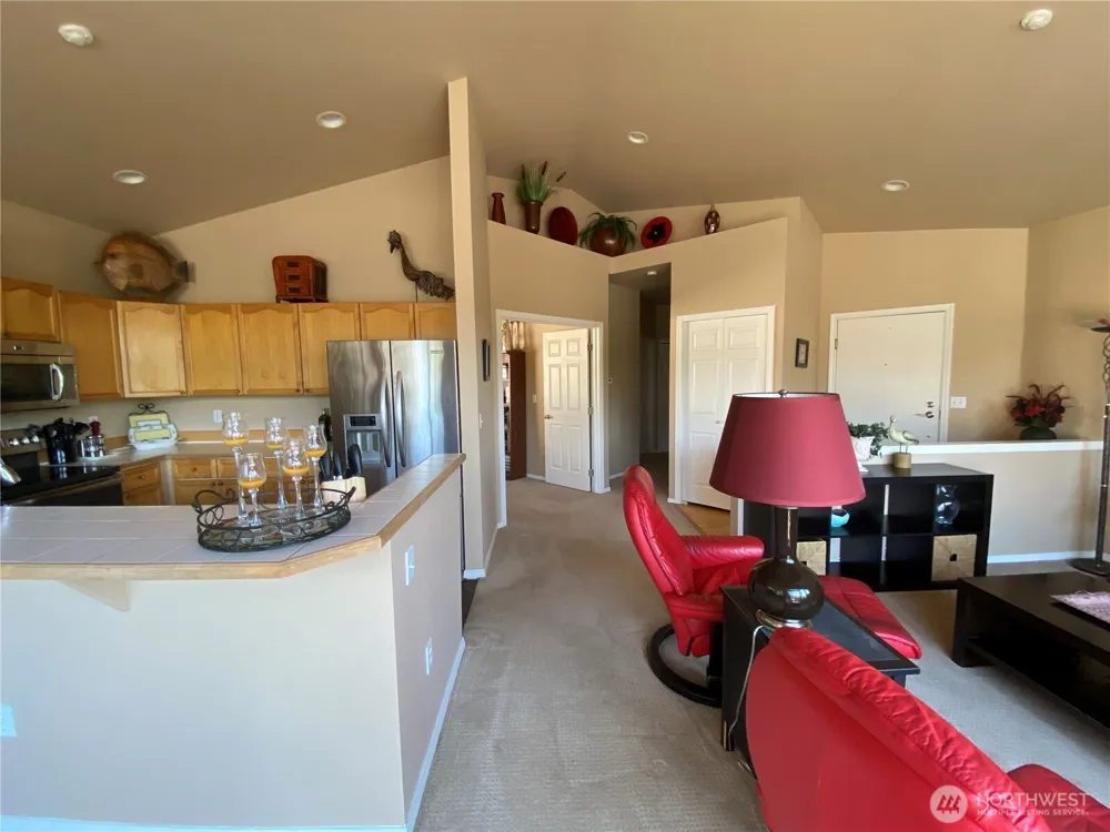 18664 NE 56th Court #FF1866 Redmond, WA 98052