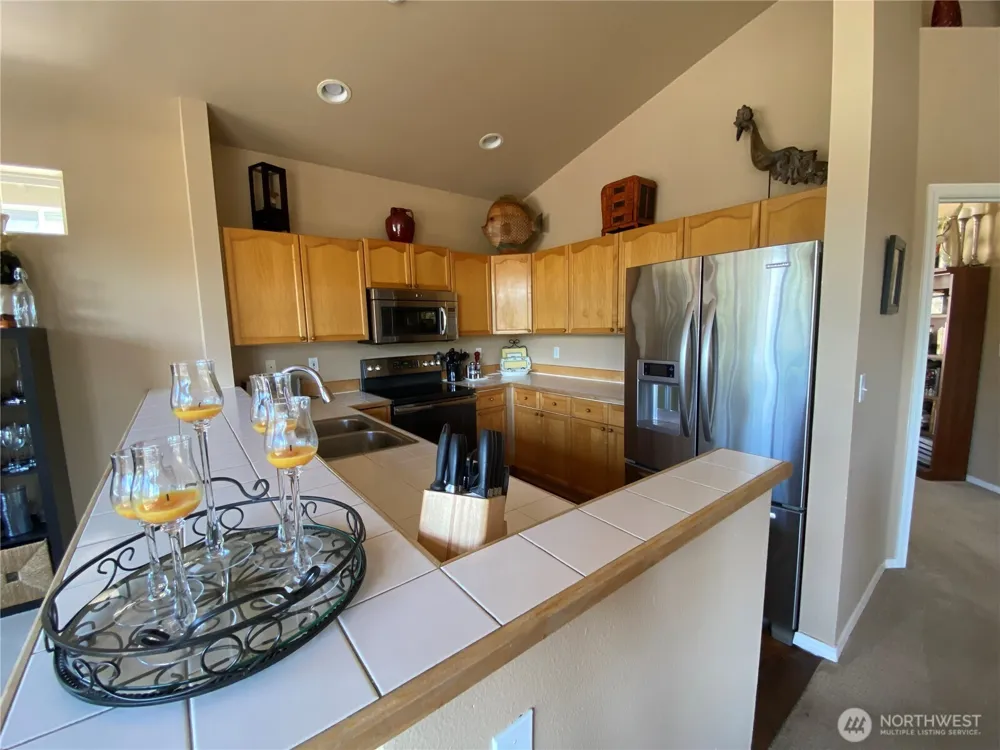18664 NE 56th Court #FF1866 Redmond, WA 98052