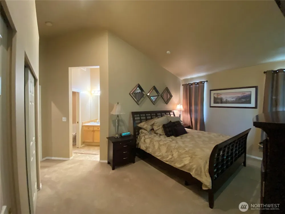 18664 NE 56th Court #FF1866 Redmond, WA 98052