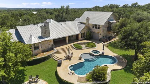 824 WATERSTONE PKWY