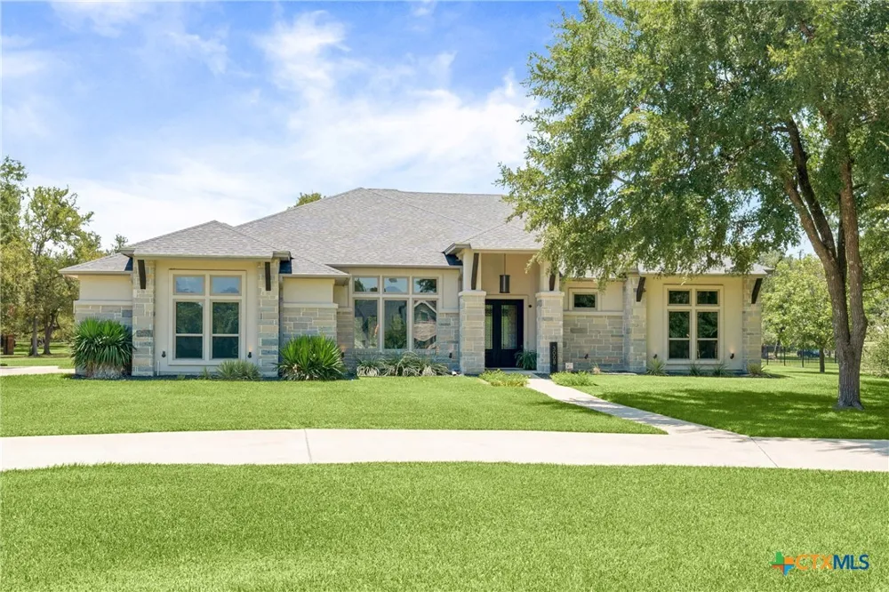 3008 Rolling Meadow Drive Salado, TX 76571