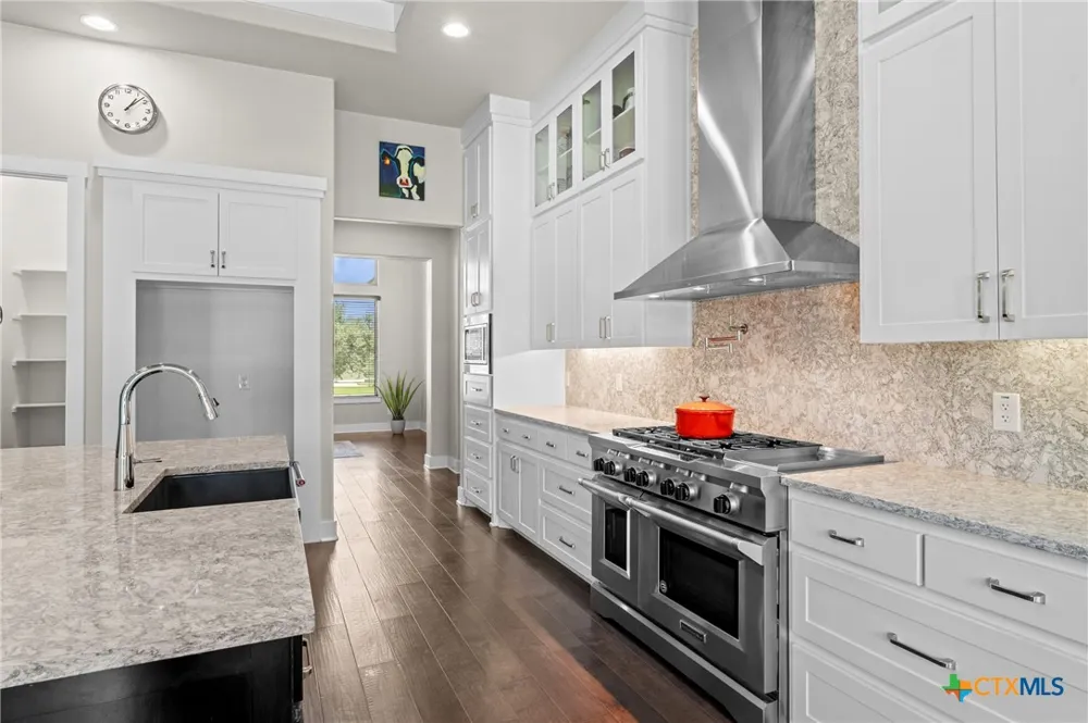 3008 Rolling Meadow Drive Salado, TX 76571