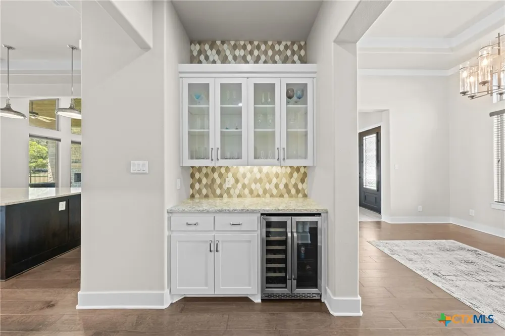 3008 Rolling Meadow Drive Salado, TX 76571