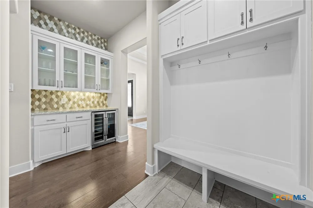 3008 Rolling Meadow Drive Salado, TX 76571