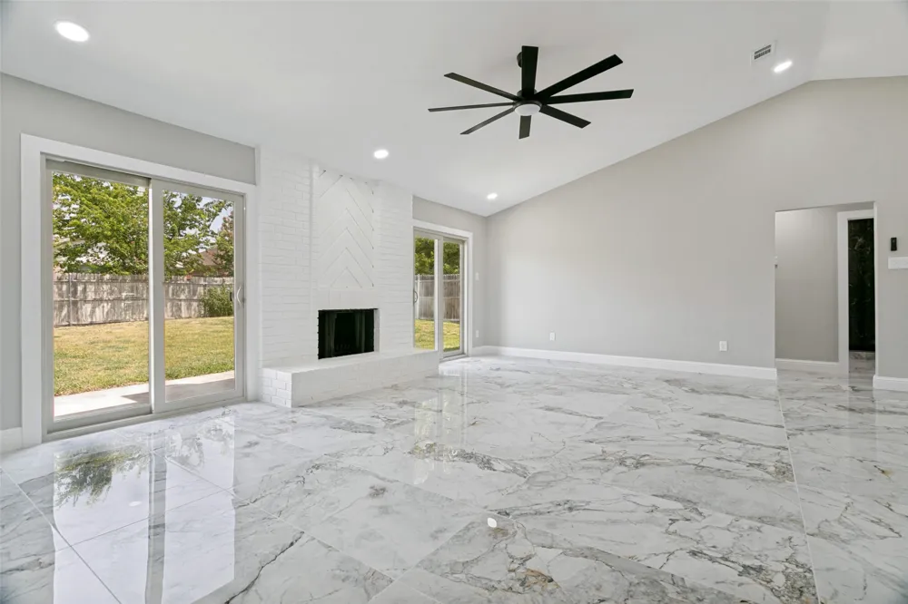 6633 Park Drive Watauga, TX 76148