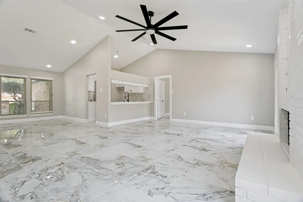 6633 Park Drive Watauga, TX 76148