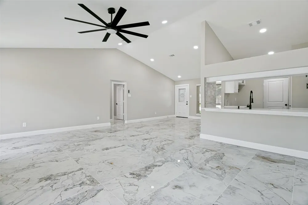 6633 Park Drive Watauga, TX 76148