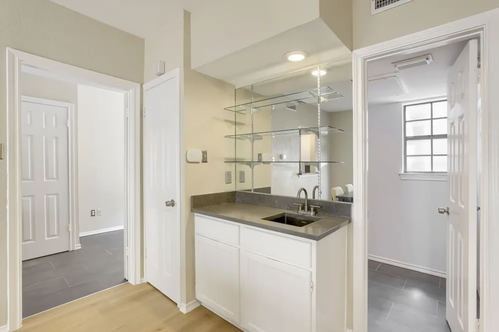 4000 Rawlins Street #108 Dallas, TX 75219