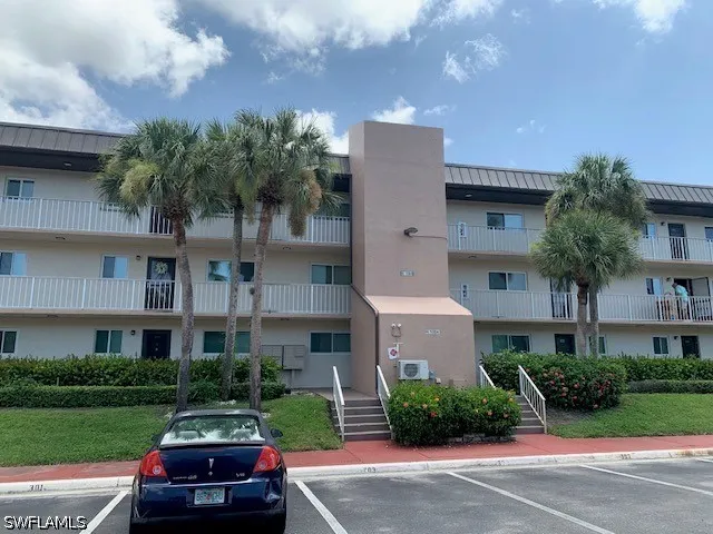 Manatee Road #H204 Naples, FL 34114