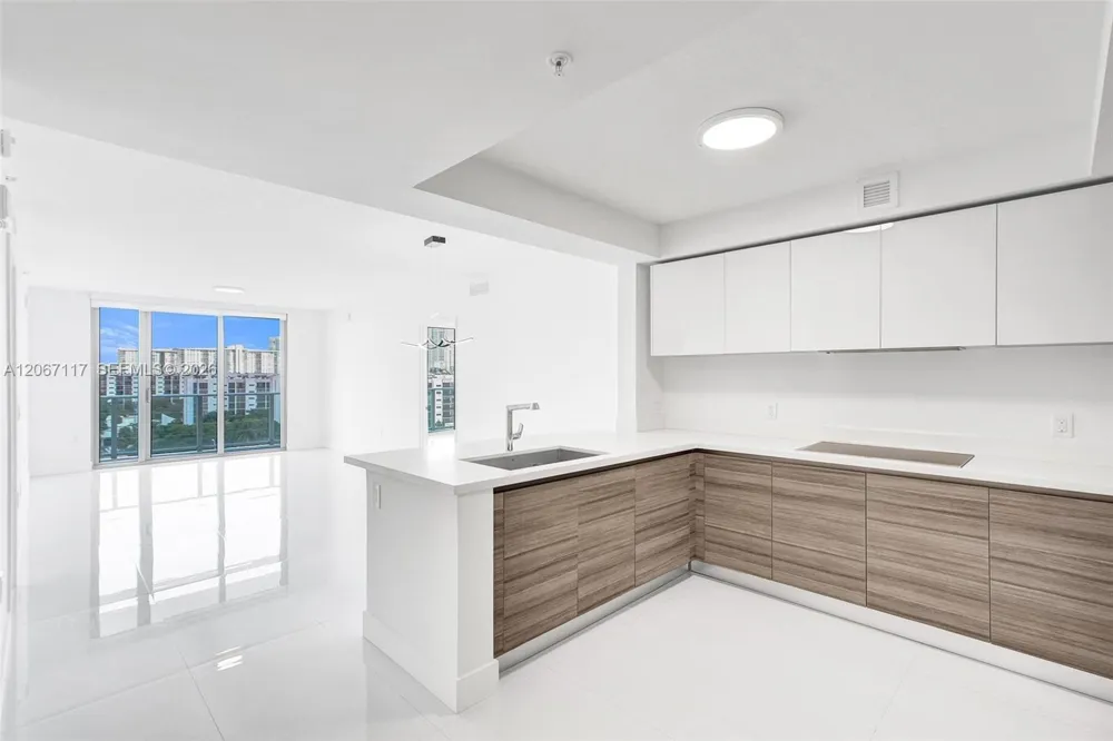 330 Sunny Isles Blvd #5-805 Sunny Isles Beach, FL 33160