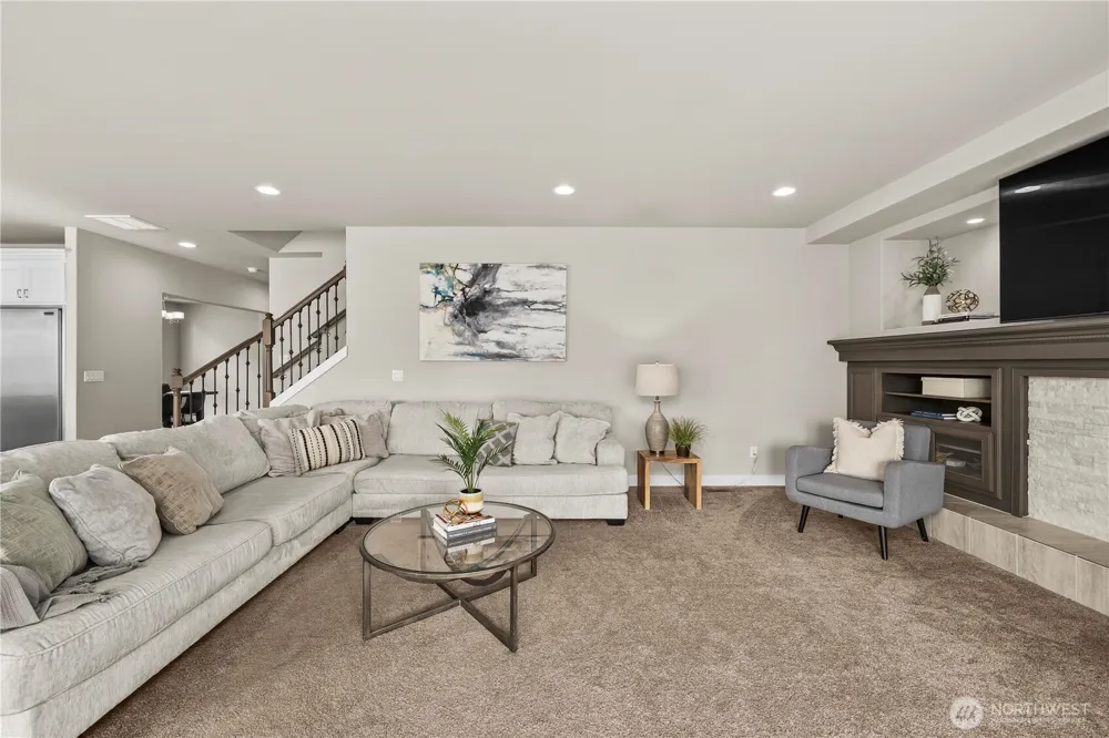 17330 128th Avenue Ct E Puyallup, WA 98374