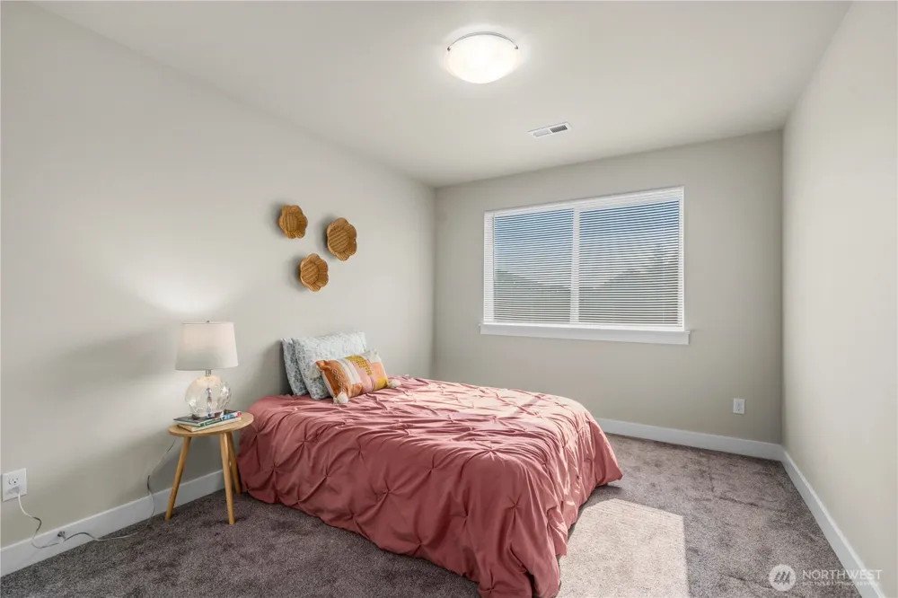 17330 128th Avenue Ct E Puyallup, WA 98374