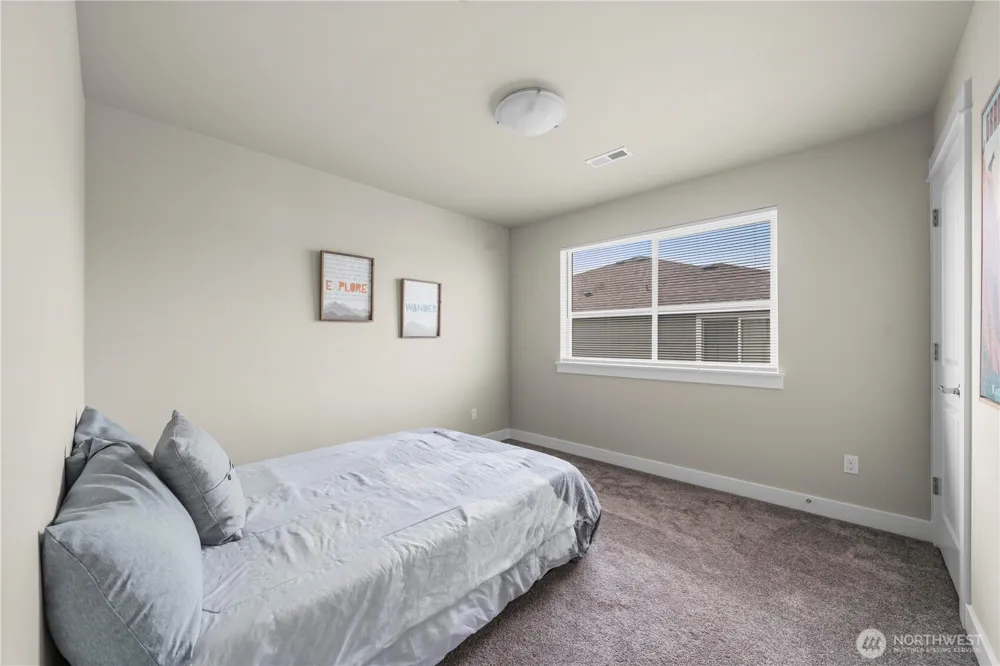 17330 128th Avenue Ct E Puyallup, WA 98374