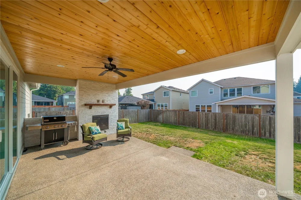 17330 128th Avenue Ct E Puyallup, WA 98374