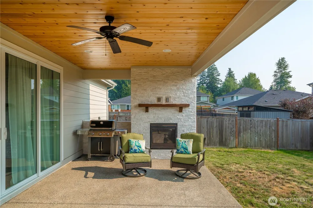 17330 128th Avenue Ct E Puyallup, WA 98374