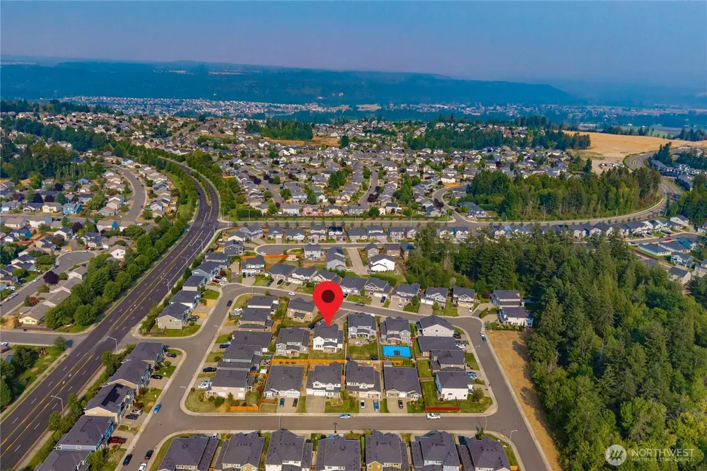 17330 128th Avenue Ct E Puyallup, WA 98374