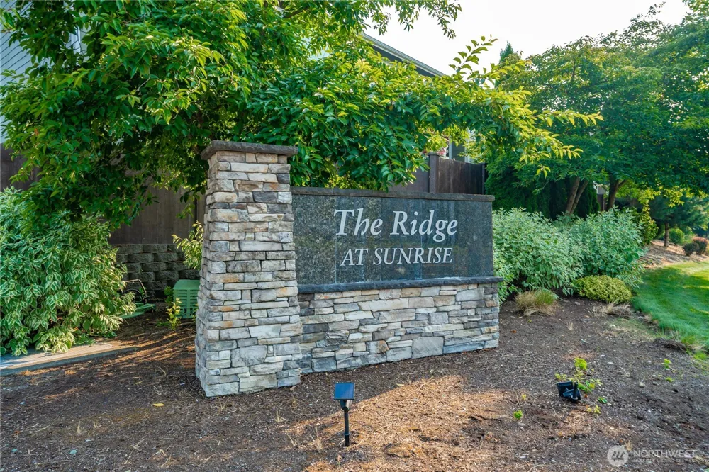 17330 128th Avenue Ct E Puyallup, WA 98374