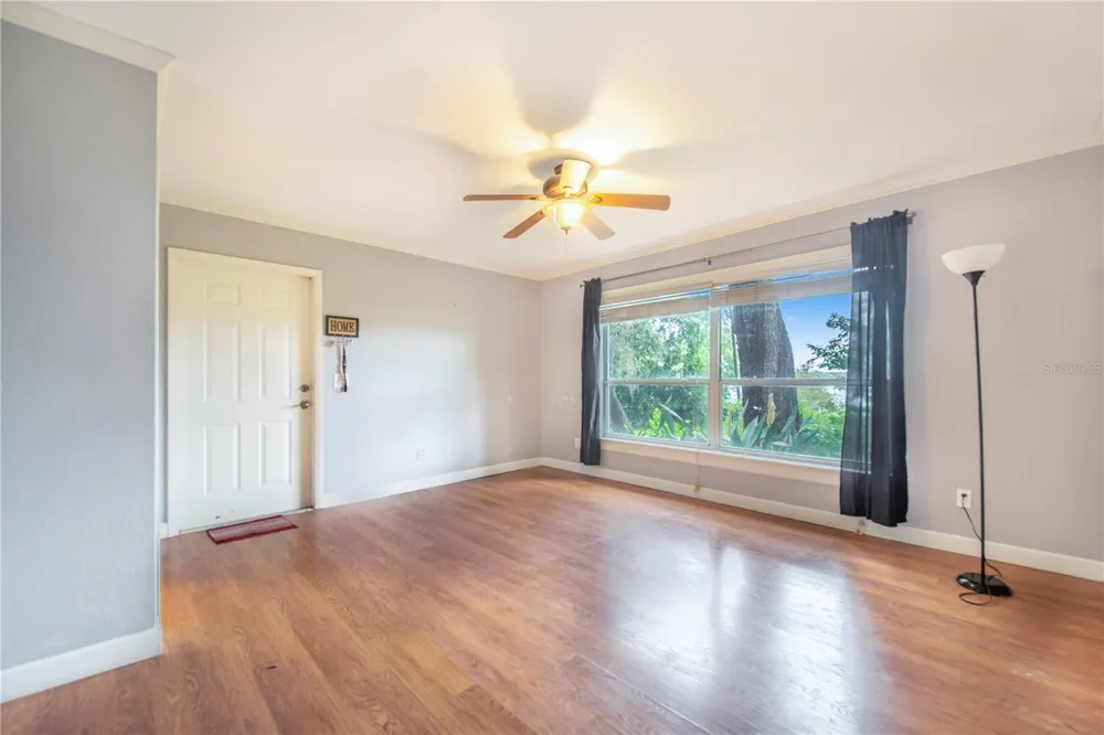 490 TWIN LAKES BOULEVARD Lake Alfred, FL 33850