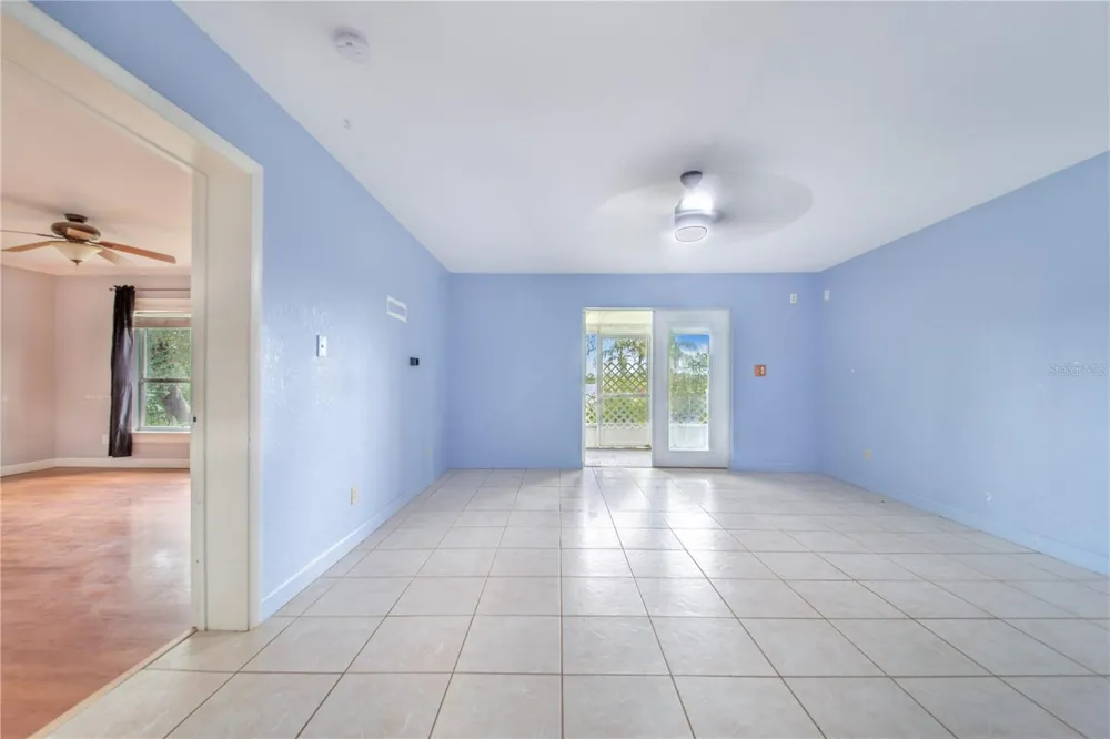 490 TWIN LAKES BOULEVARD Lake Alfred, FL 33850