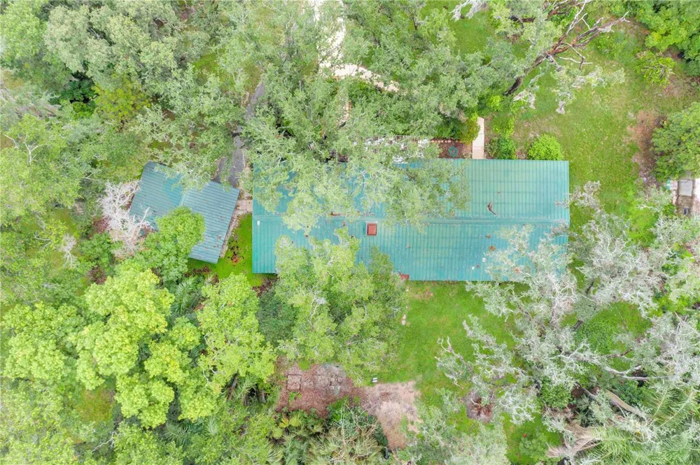 490 TWIN LAKES BOULEVARD Lake Alfred, FL 33850