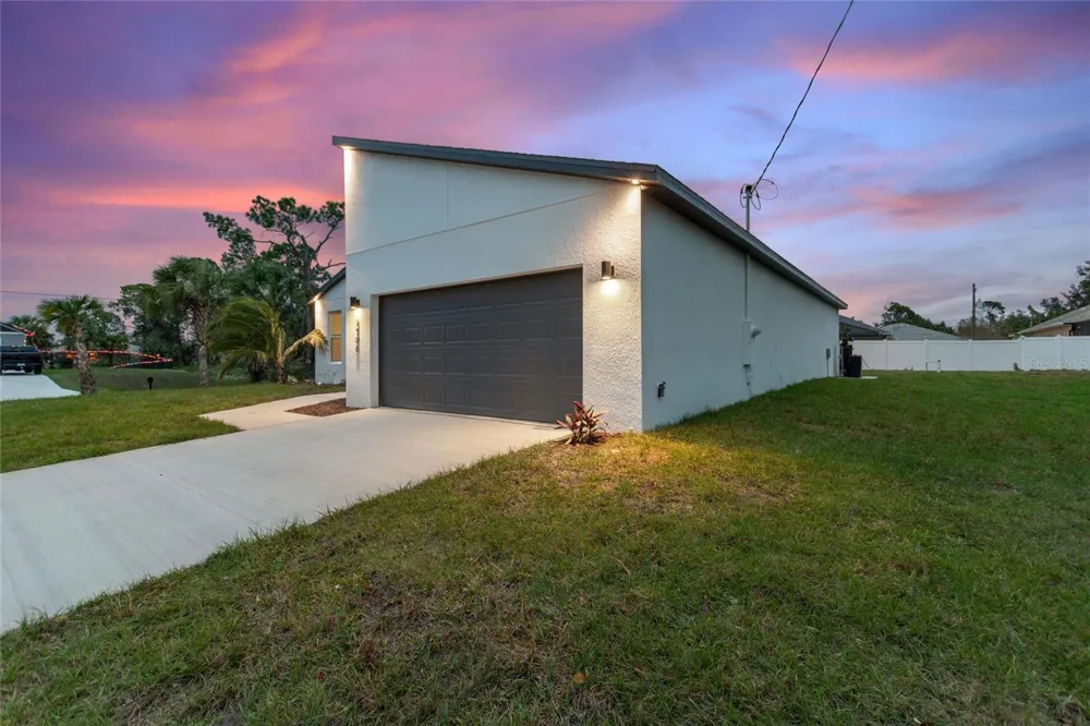 3506 LOOKOUT LANE North Port, FL 34288
