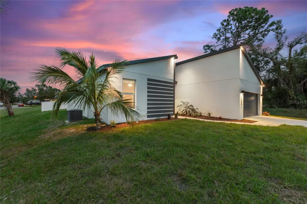 3506 LOOKOUT LANE North Port, FL 34288
