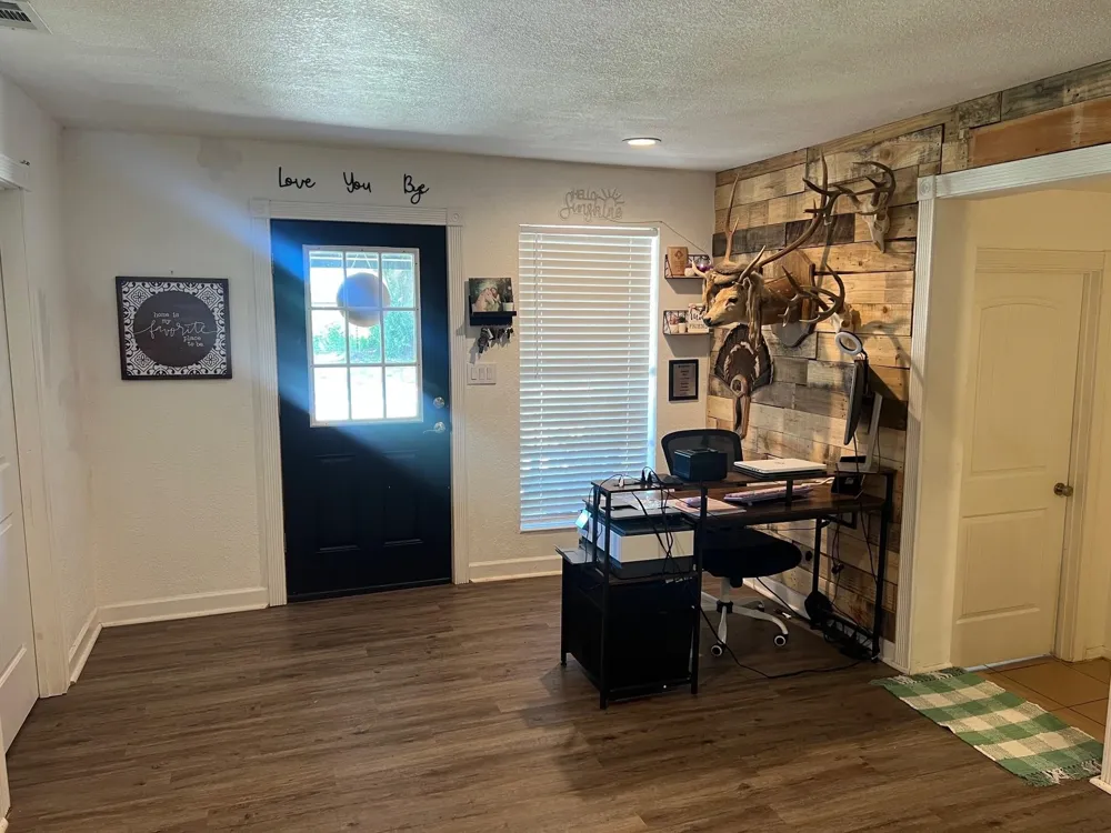 8345 County Road 205 Grandview, TX 76050
