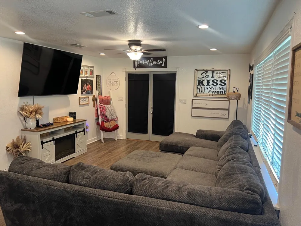 8345 County Road 205 Grandview, TX 76050