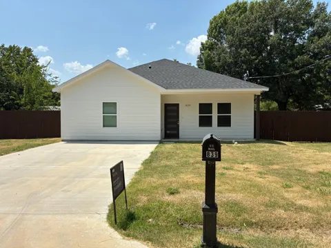 839 SW 7th Street