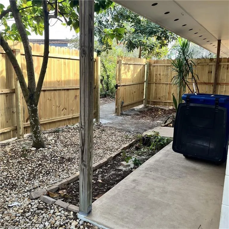 231 S ORANGE STREET Sebring, FL 33870