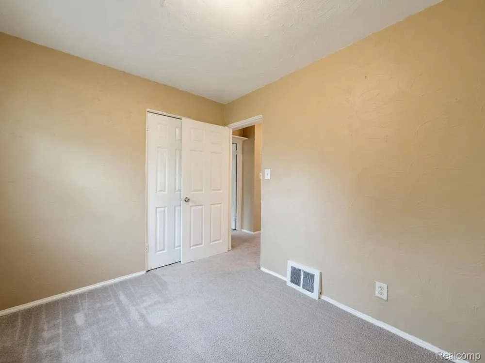 16763 STAHELIN AVENUE Detroit City, MI 48219