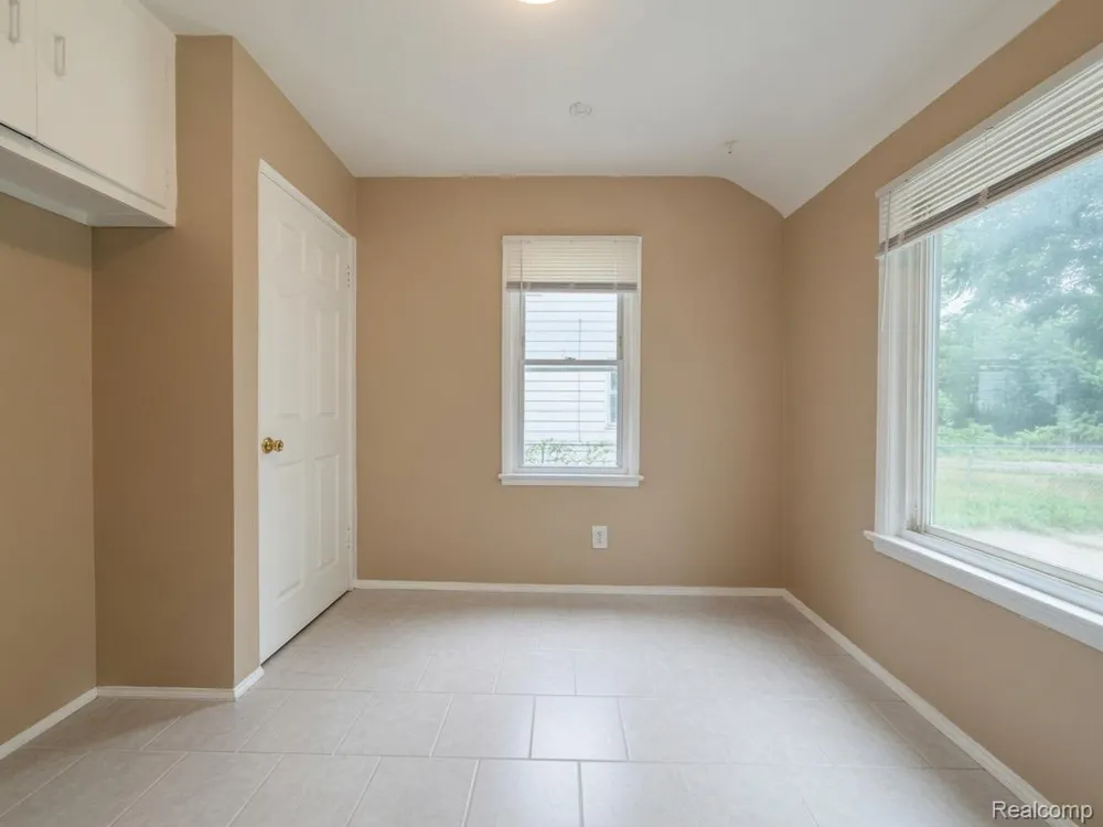 16763 STAHELIN AVENUE Detroit City, MI 48219