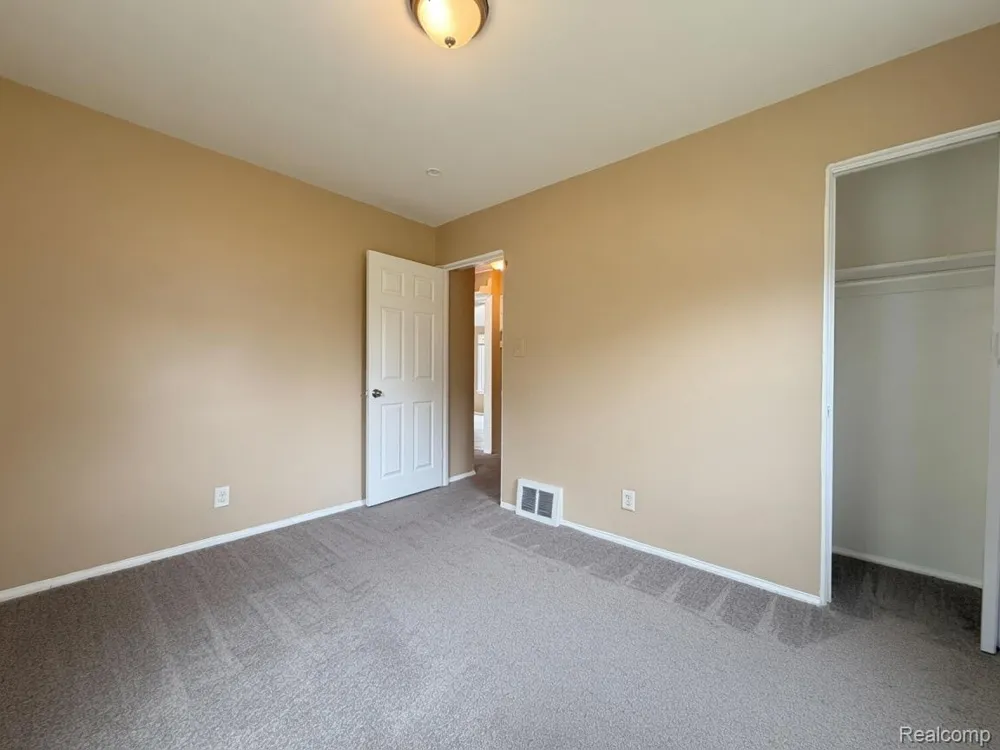 16763 STAHELIN AVENUE Detroit City, MI 48219