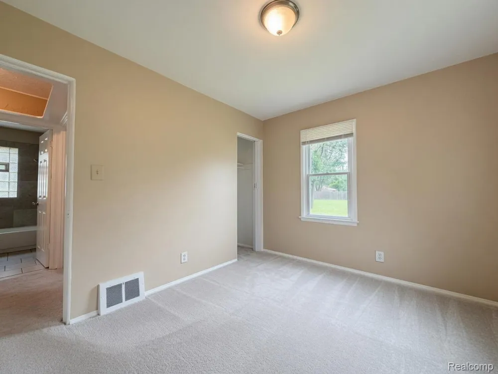 16763 STAHELIN AVENUE Detroit City, MI 48219