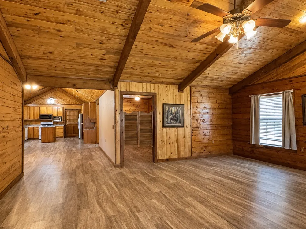 6260 Farm Road 197 Arthur City, TX 75411
