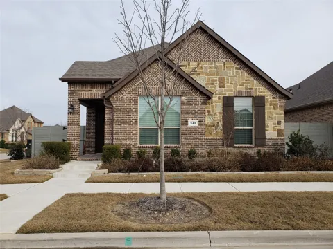940 Parkside Drive