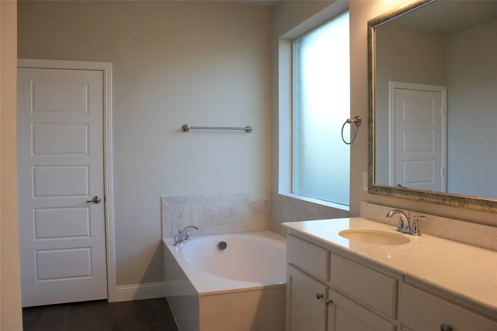 940 Parkside Drive Argyle, TX 76226