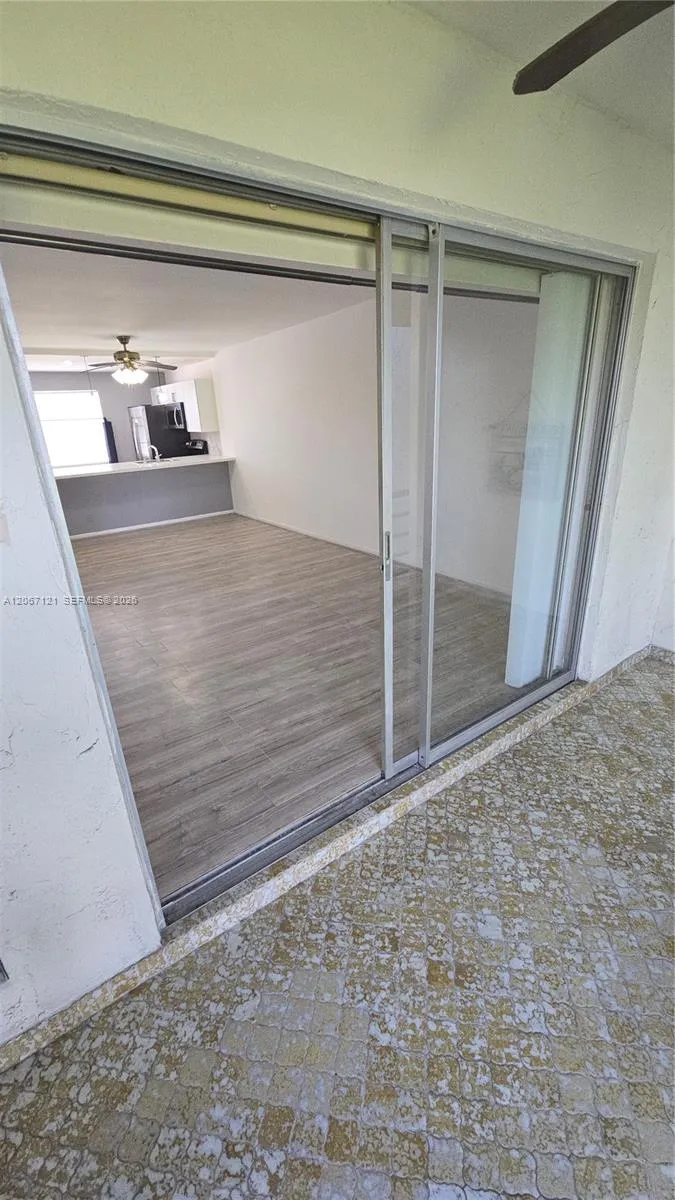 3511 Inverrary Dr #205 Lauderhill, FL 33319