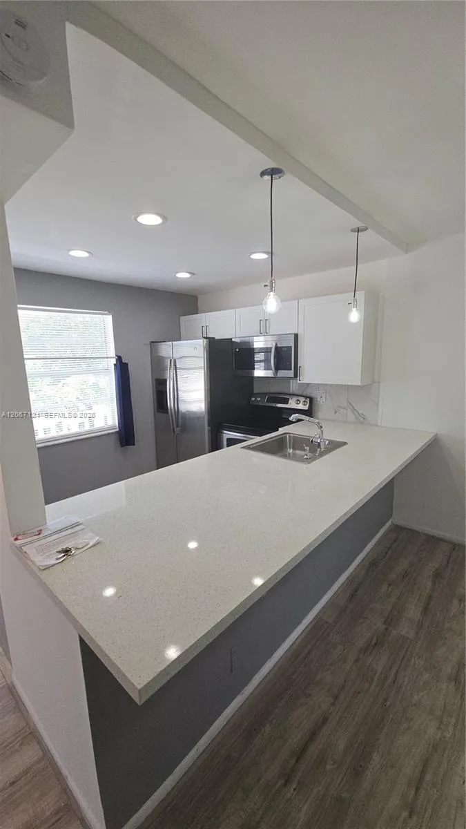 3511 Inverrary Dr #205 Lauderhill, FL 33319
