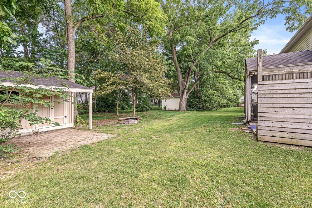 649 Weeping Way Lane Avon, IN 46123